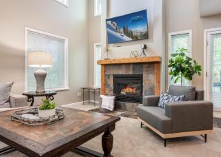 Union Gateway in Prime Salt Lake Location with Hot Tub - Midvale - 2