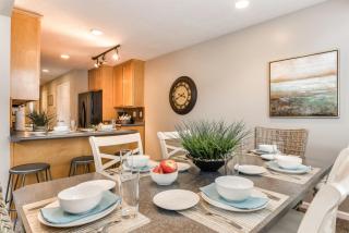 Union Duplex Woods and Spruces in Salt Lake with Hot Tub - Midvale - 4