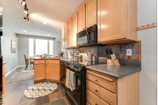 Union Duplex Woods and Spruces in Salt Lake with Hot Tub - Midvale - 2