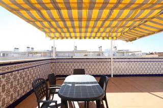 Ático con piscina en excelente urbanización by Hometels - 7