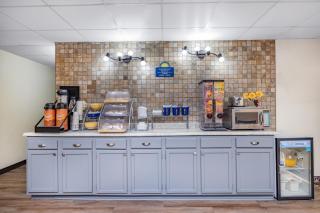 Days Inn by Wyndham Monticello - 3