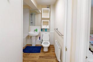 Lovely two bed flat with free parking (4 117) - Nottingham - 8