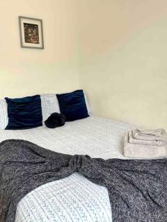 A bright two double bedroom flat - London - 9