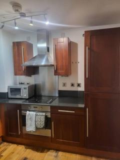 Striking 1 bedroom apartment - 3