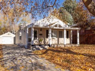 East Bench Bungalow A Relaxing Ogden Escape Near Mountains and Downtown - Ogden - 0