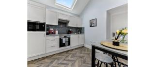 Newly Renovated 1BD Flat Perfect for Travellers - Romford - 2