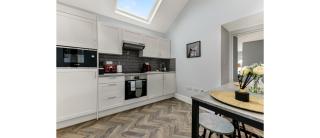 Newly Renovated 1BD Flat Perfect for Travellers - Romford - 8