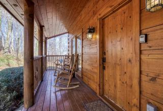 Secluded Hideaway cabin - 8