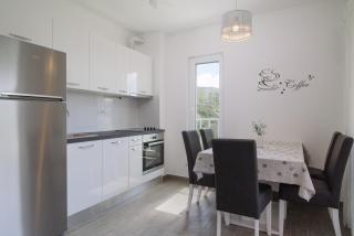 Family friendly apartments with a swimming pool Poljica, Trogir - 22079 - Poljica - 3