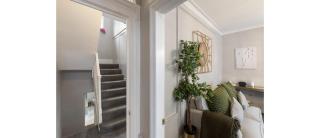Serenity in the City: Best 5BR Home in Whitechapel - London - 6