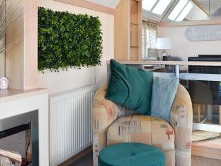 Solent Village 13-Uk44072 - Cowes - 8