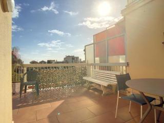 Bel F2 Cabine avec Garage, Proche Plage et Port, Grande Terrasse ensoleillée - FR-1-715-80 - 9