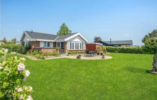 3 Bedroom Cozy Home In Haderslev - 1