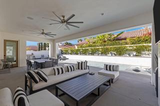 Sports Fan Paradise w/ Pool+Golf - La Quinta - 5