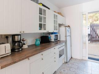 Maison familiale climatisée, accès WIFI, parking, proche plage - FR-1-409-221 - 1