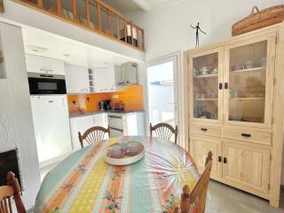 Location Type 2 à Bretignolles-sur-Mer : piscine chauffée, tennis, près commerces et plage - FR-1-231-293 - 8