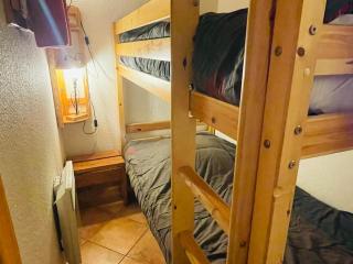 Studio 4 pers à Méribel-Mottaret, pieds des pistes, terrasse et TV - FR-1-411-924 - 4