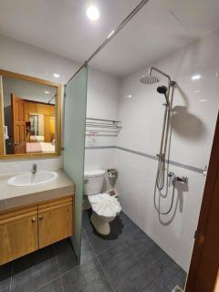 Alaita Hostel Patong - 7