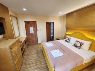 Alaita Hostel Patong - 2