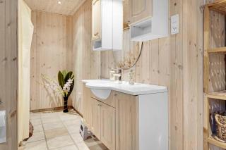 Scenic Summer House 600 Meters From Sandy Beach - Asnæs - 1