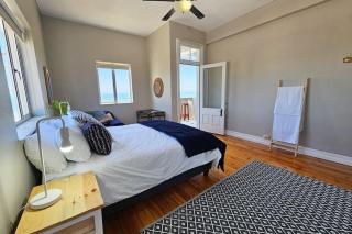 Grosvenor on the Beachfront - 2