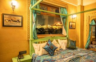 Tripli Hotels Prithvi Haveli - 9