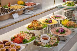 BlueSun Danang Beach Hotel - 4