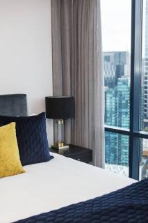 The Skysill - A Sleek Inner city Sanctuary with Pool - 4