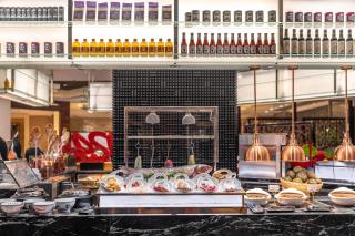 Shangri-La Wuhan - 8