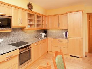 Chalet in Saalbach near Ski Lift & Sauna - Saalbach-Hinterglemm - 7