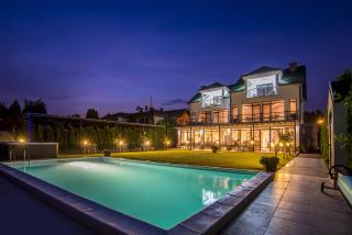 Guest House Panorama Aqualux with Free Parking - Novi Sad - 9