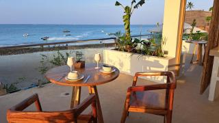 Aluna Beach Apartments - 1