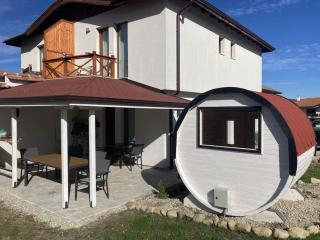 Къща за гости В 12 и 5 - Dolna Banya - 9