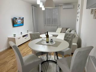 Stan na Dan-Apartman Smile Lukavica - Sarajevo - 9