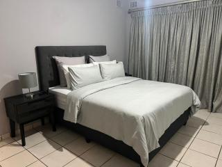 When in the Middle Self Catering Guest House - 6