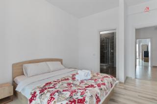 Northlight Residence - Large Apartment and Private Parking - Creţuleasca - 2