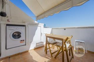Nuevo Atico Loft 1hab 3pax en la Plaza de Chueca - Madrid - 8