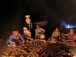 Titanic hôtel restaurant & désert excursions lac irik - 1