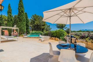 VILLA WITH PRIVATE MOUNTAIN IDEAL RUNNERS TRAILERS NEAR BEACH APPROX 5 MIN WALKING BEACH,property belong Puerto Pollensa Villas and apartments - Pollença - 4