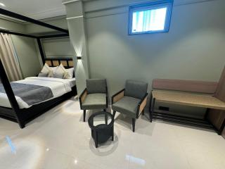 Hotel Mumbai House, Malad - Bombay - 5
