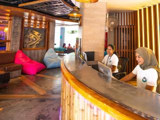 Mad Monkey Phuket - Patong - 3