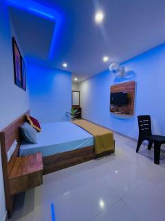 Queen C Inn Wayanad - 2