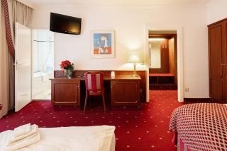 Bernstein Hotel Villa Kastania - Berlin - 2