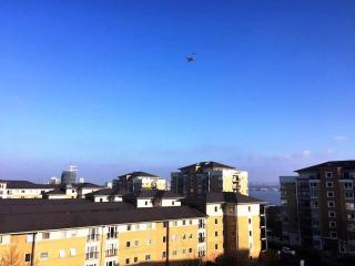 1 Bedroom Flat near Excel, O2, Canary Wharf - London - London - 1