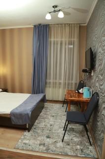 VIP Mini Hotel - Semej - 3
