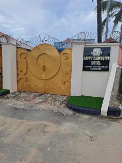 Haffy Executive Hotels and Suite - 1