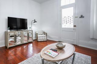 Updated Bourbon Street Condo with Smart TVs! - New Orleans - 6
