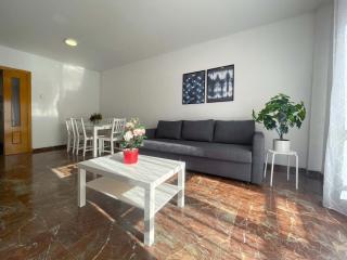 Apartamentos El Pilar Suites 3000 - Saragozza - 0