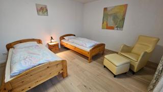 Bei Fürstenfeldbruck Landsberg Ferienwohnung in Moorenweis OT Dünzelbach Beim Binegger - Moorenweis - 3