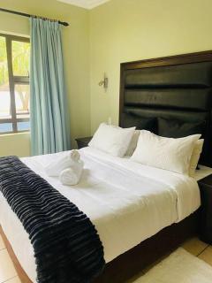 Palm Valley Inn - Spacious honeymoon suite unit 9 - 2